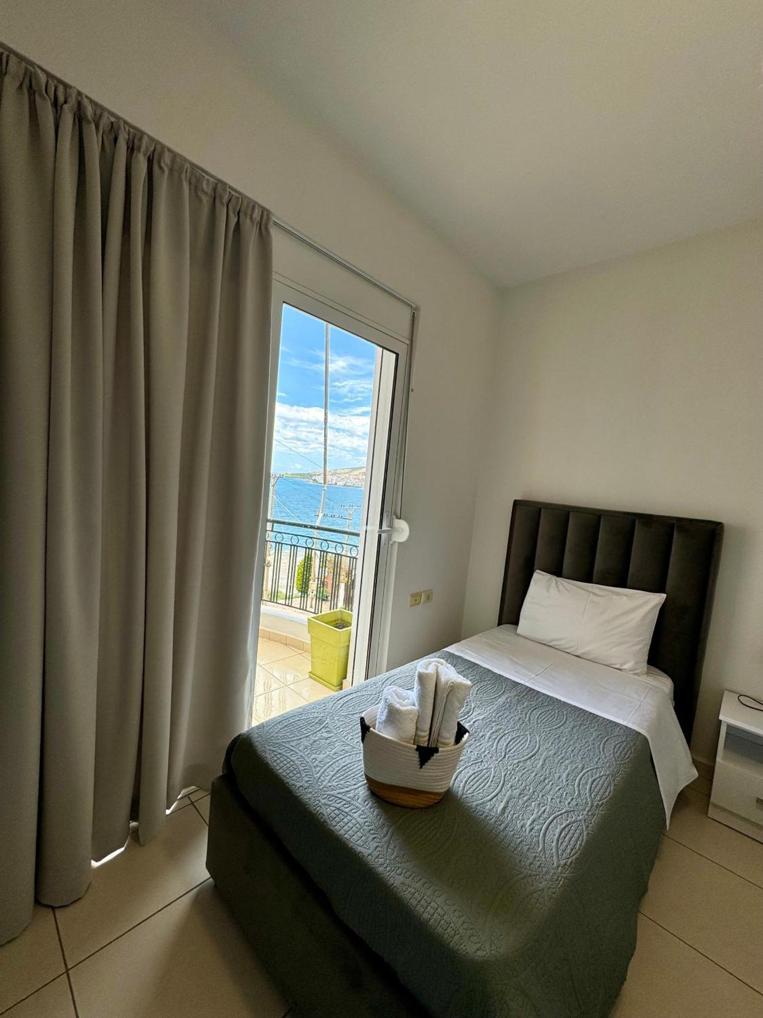 Belaire Luxury Apartment Саранда Экстерьер фото