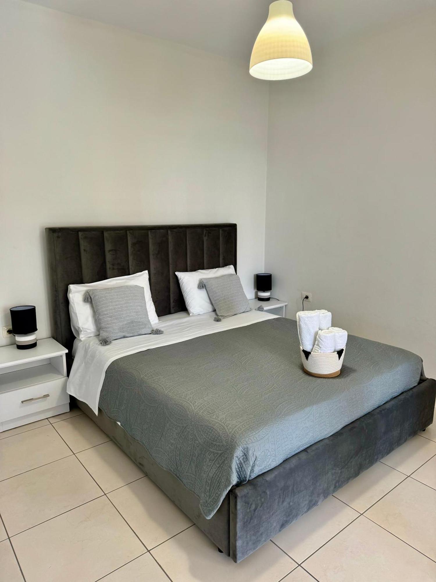 Belaire Luxury Apartment Саранда Экстерьер фото