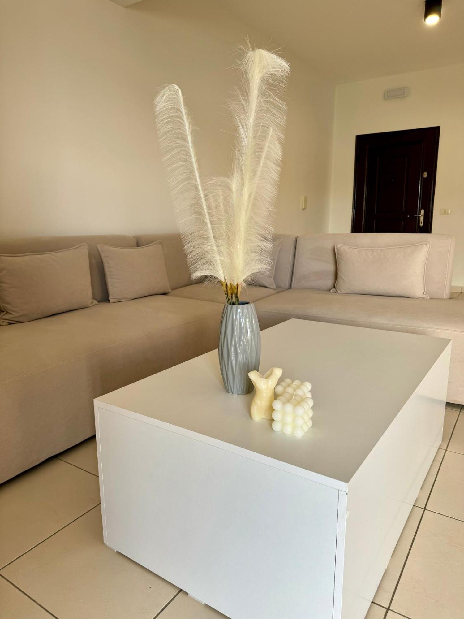 Belaire Luxury Apartment Саранда Экстерьер фото