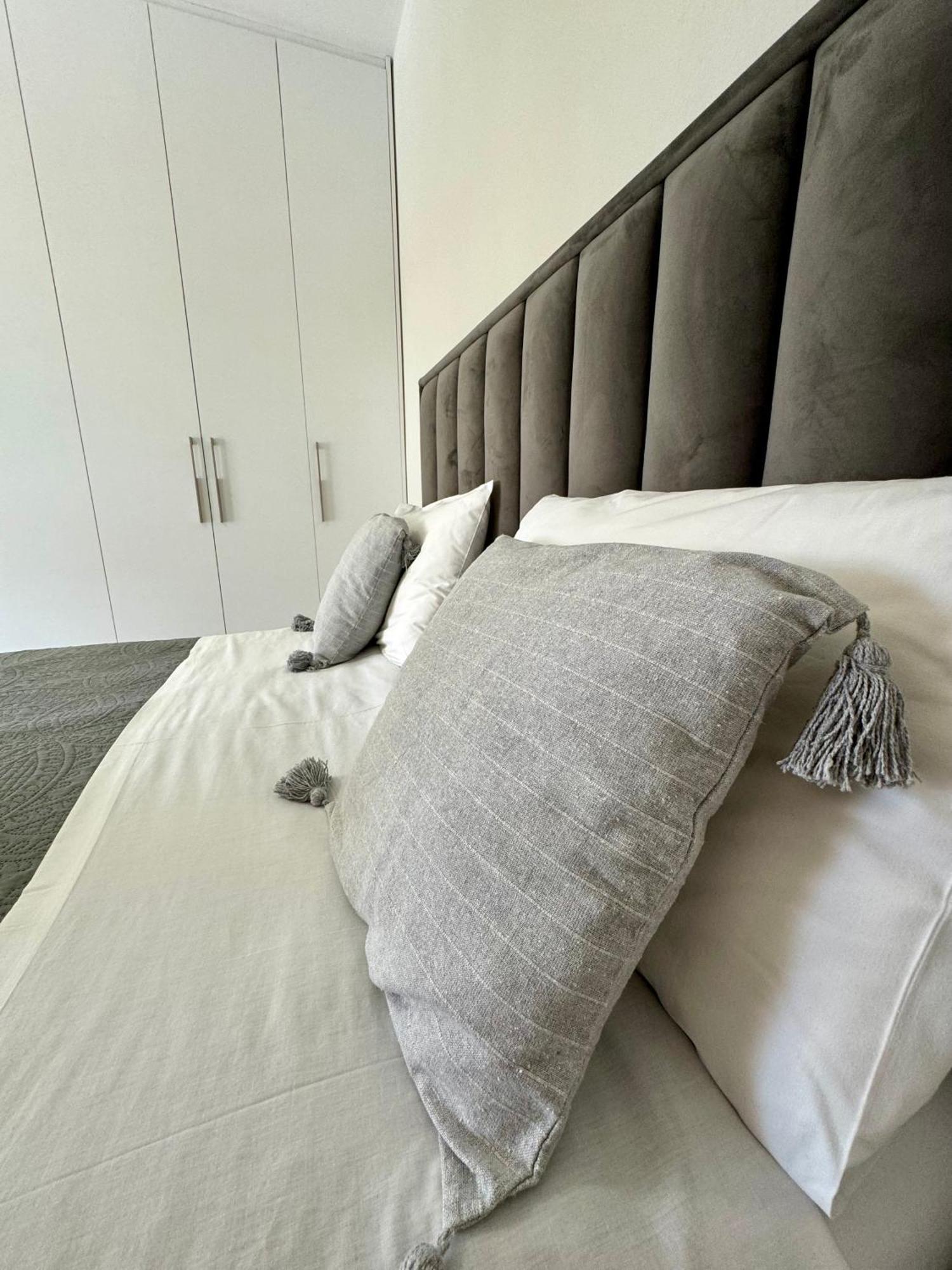 Belaire Luxury Apartment Саранда Экстерьер фото