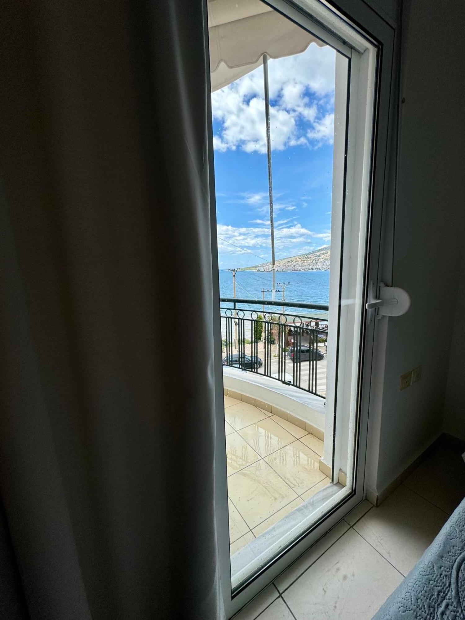 Belaire Luxury Apartment Саранда Экстерьер фото