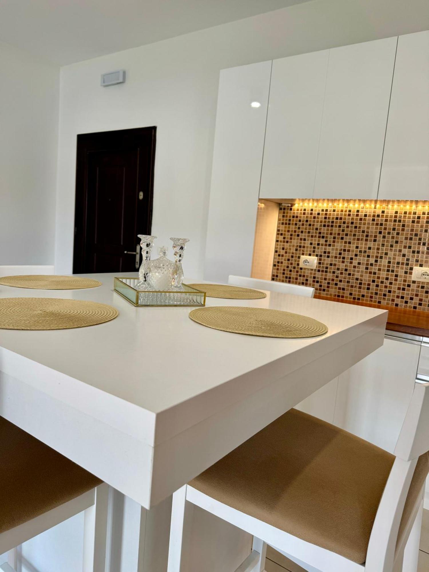 Belaire Luxury Apartment Саранда Экстерьер фото